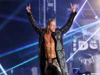 WWE传奇人物艾吉，伤情更新，差点再次永别擂台！