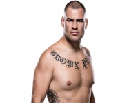 凯恩·委拉斯凯兹（Cain Velasquez）